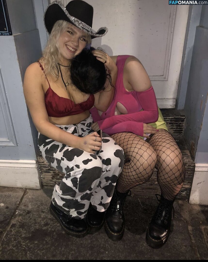 Alice S / fluffileinalice / gfe-alice Naken OnlyFans  Läckta Foto #4