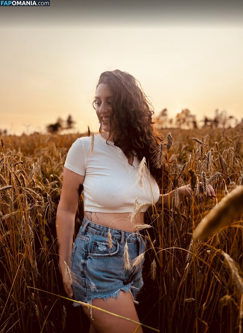 aliimp_mixed_media / aliimperiale Naken OnlyFans  Läckta Foto #1