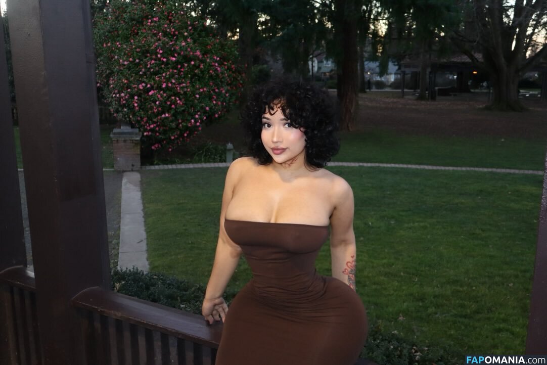 aliiyarose / aliyah1819 / rosebaby1819 Naken OnlyFans  Läckta Foto #1