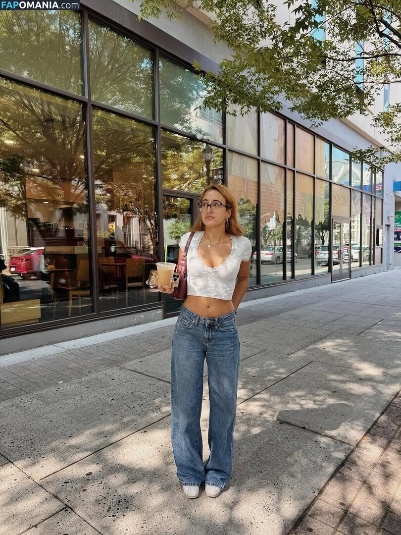 Alilmoody / alilmoodyy / alisongiler_ Naken OnlyFans  Läckta Foto #7