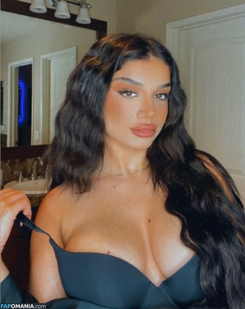 alishbasheikh Naken OnlyFans  Läckta Foto #28