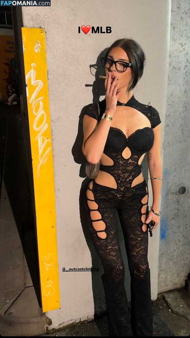 alliyah / biggirlwithglasses / himynameisalliyah / user Naken OnlyFans  Läckta Foto #1