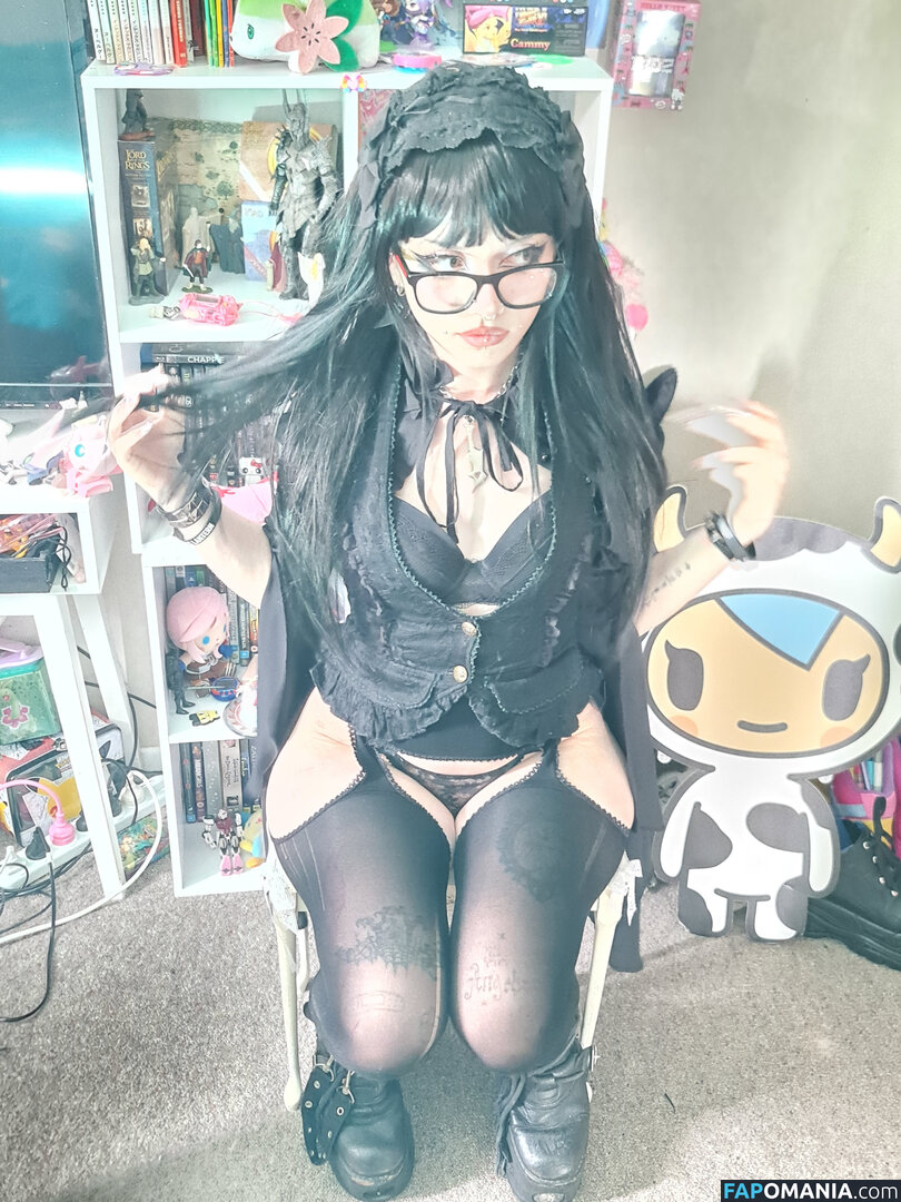 +:｡.ruby ʚ ♡ ɞ ⋆ ✧.｡ / allmyheartbear / myarykerx / usakumyawhore / usakyumawhore Naken OnlyFans  Läckta Foto #6