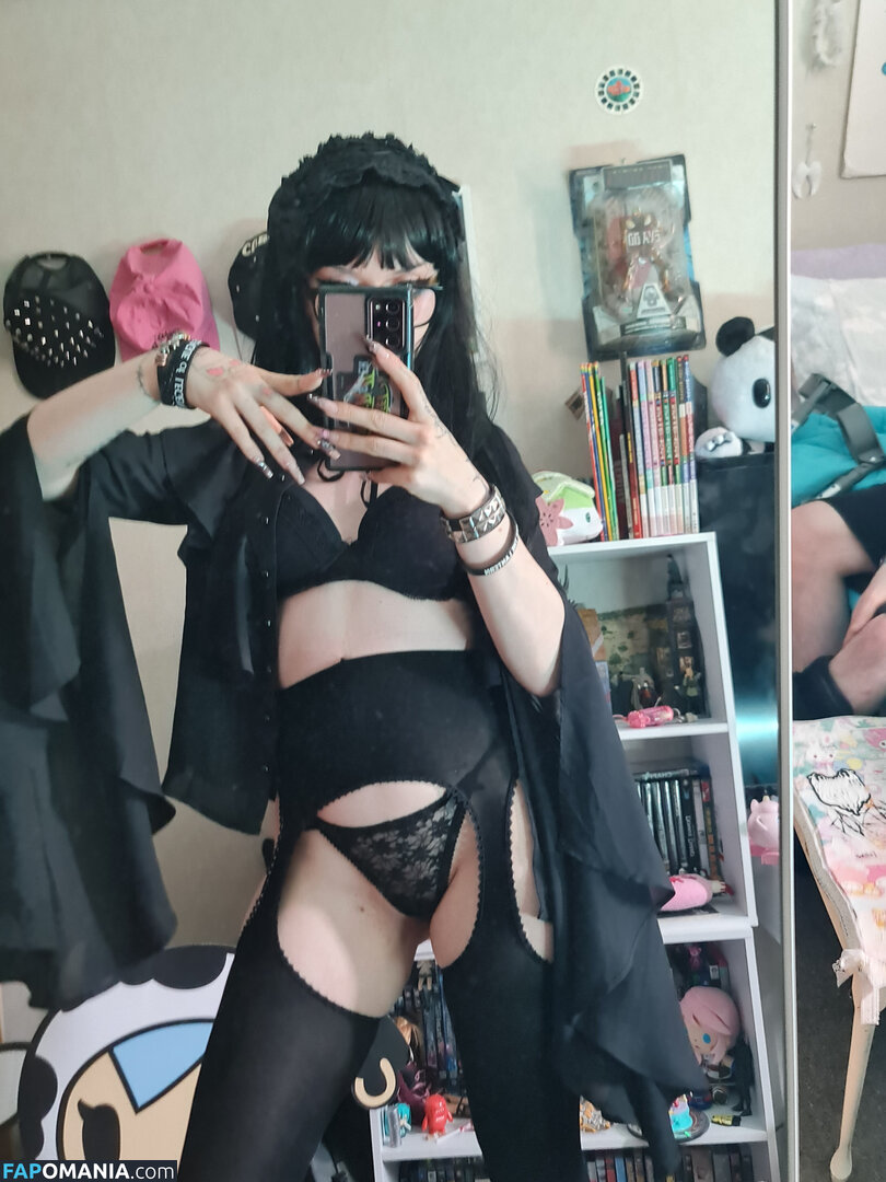 +:｡.ruby ʚ ♡ ɞ ⋆ ✧.｡ / allmyheartbear / myarykerx / usakumyawhore / usakyumawhore Naken OnlyFans  Läckta Foto #12