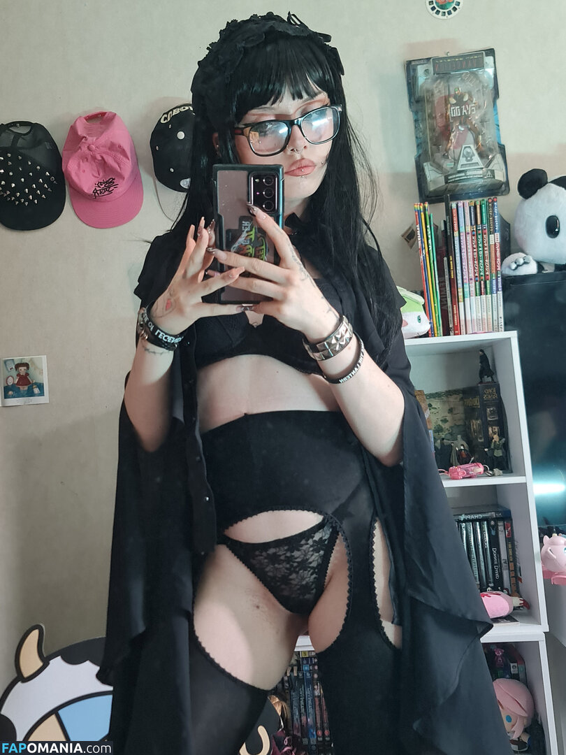 +:｡.ruby ʚ ♡ ɞ ⋆ ✧.｡ / allmyheartbear / myarykerx / usakumyawhore / usakyumawhore Naken OnlyFans  Läckta Foto #13