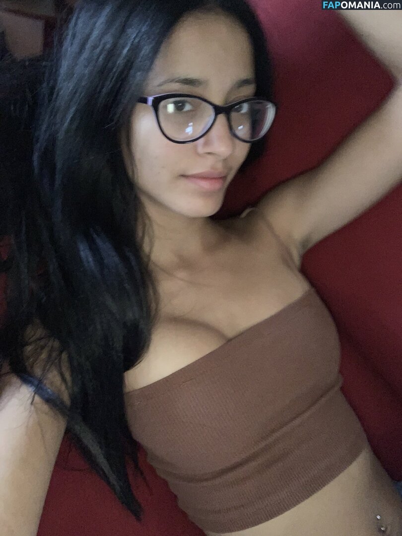 Ally Casper / Kitten Ally / allycasp / allycasper / chloally Naken OnlyFans  Läckta Foto #6