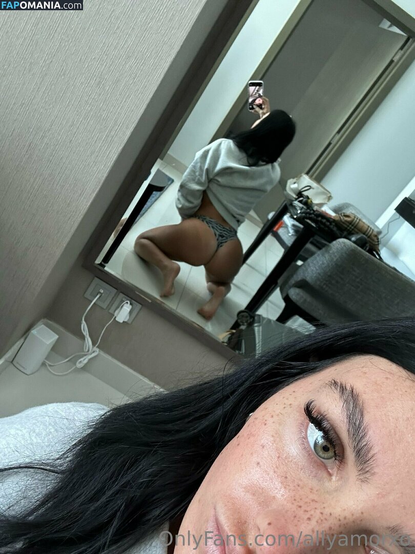 Ally Amor / Allyamorxo Naken OnlyFans  Läckta Foto #3
