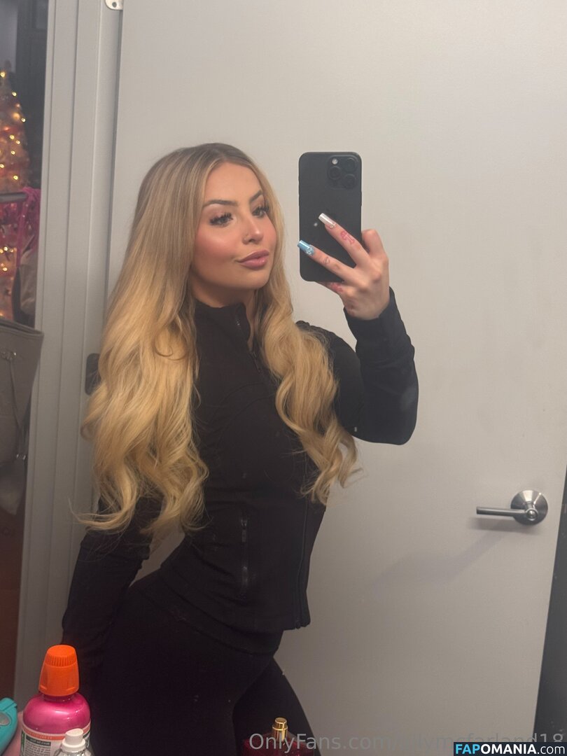 ally.mcfarlane / allymcfarland18 Naken OnlyFans  Läckta Foto #58
