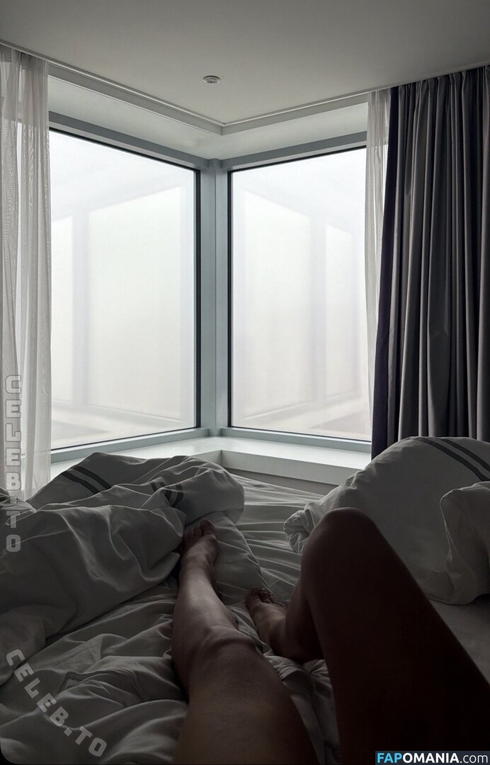 Almira Azemi / almira.azz / almirra.az Naken OnlyFans  Läckta Foto #10