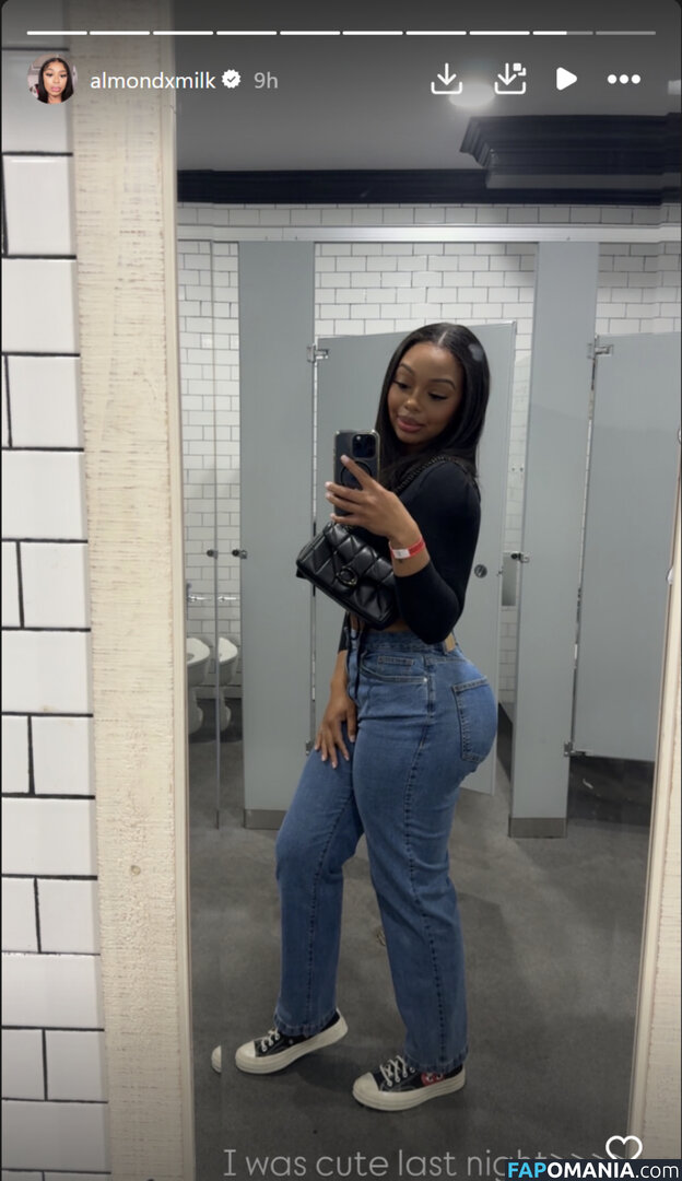 AlmondXMilk / SheCanadian Naken OnlyFans  Läckta Foto #4