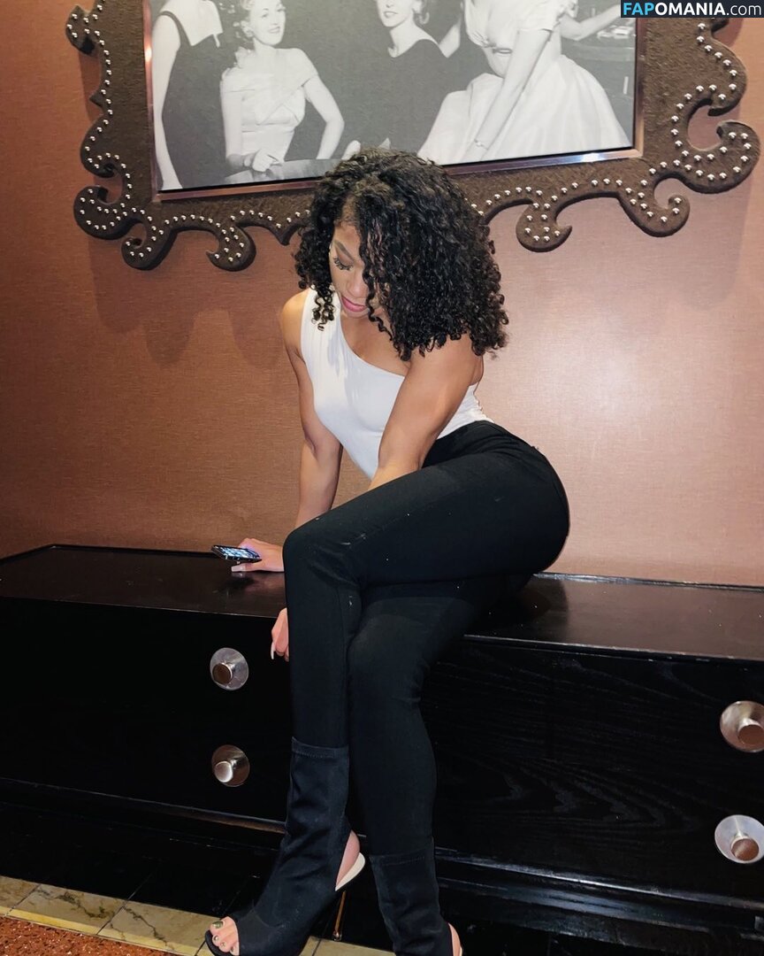 Alycia Baumgardner / alyciabaumgardner Naken OnlyFans  Läckta Foto #3