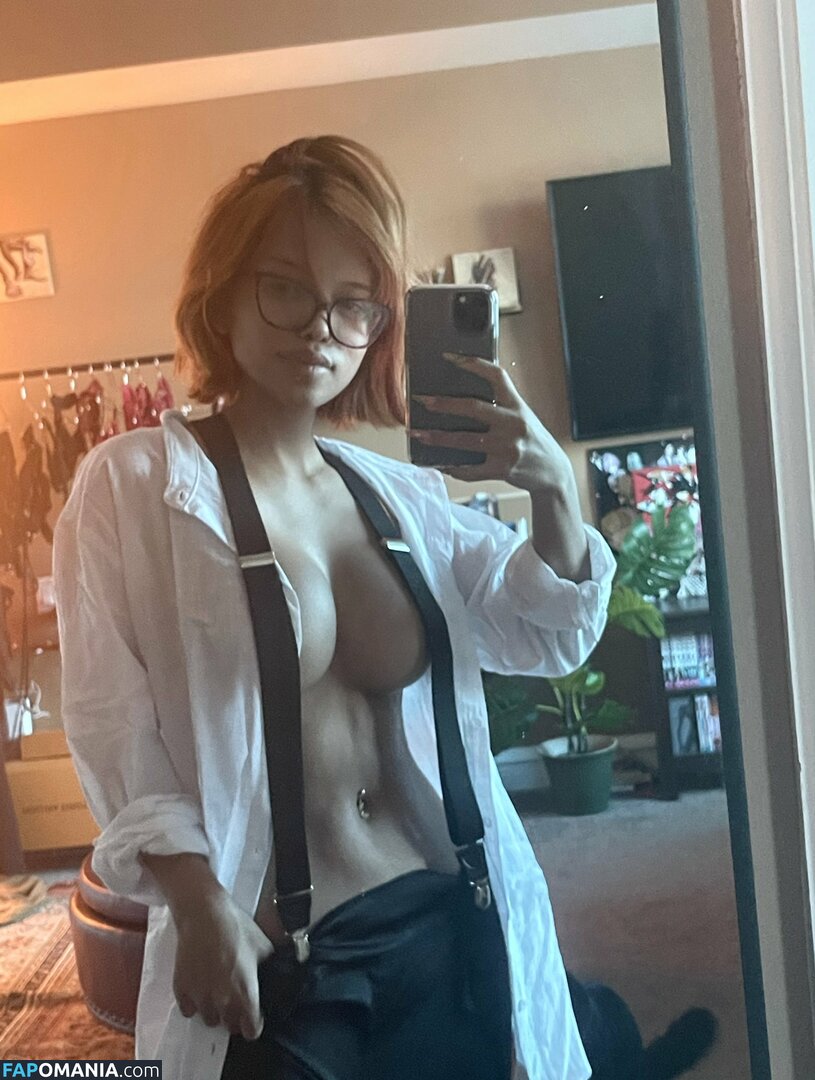 Alyssa Silos / Alythuh Naken OnlyFans  Läckta Foto #1