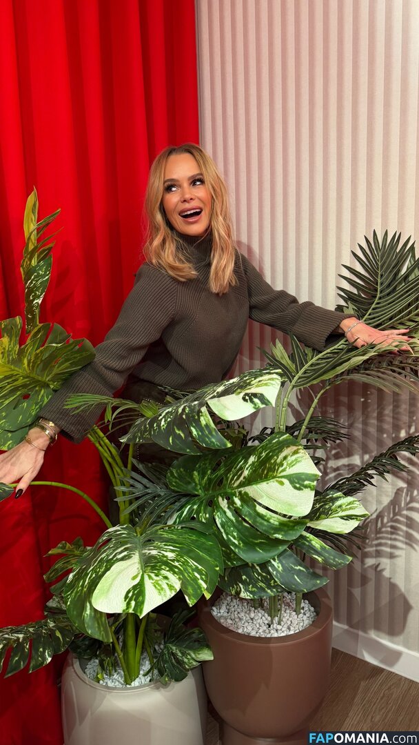 Amanda Holden / noholdenback Naken OnlyFans  Läckta Foto #1899