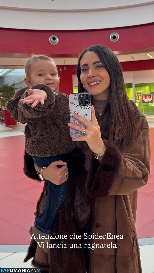 Ambra Ronconi / ab_ambra / https: Naken OnlyFans  Läckta Foto #2