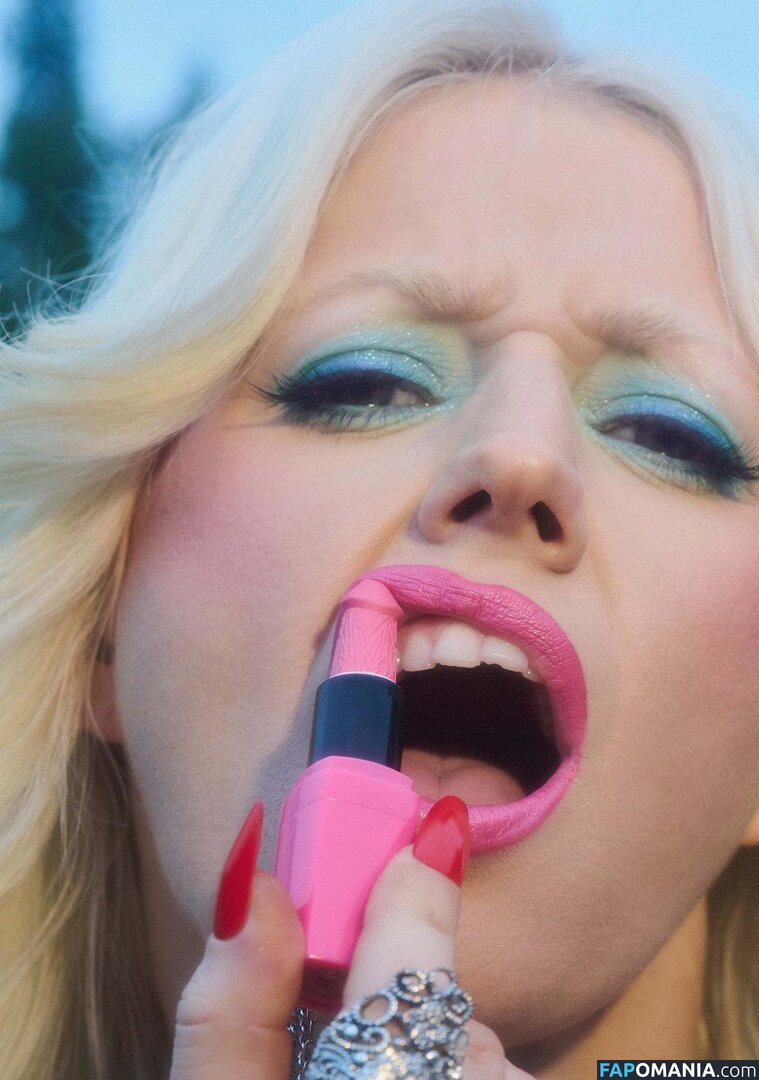 Amy Taylor / Amyl And The Sniffers / amytaylor / caltexcowgirll Naken OnlyFans  Läckta Foto #10