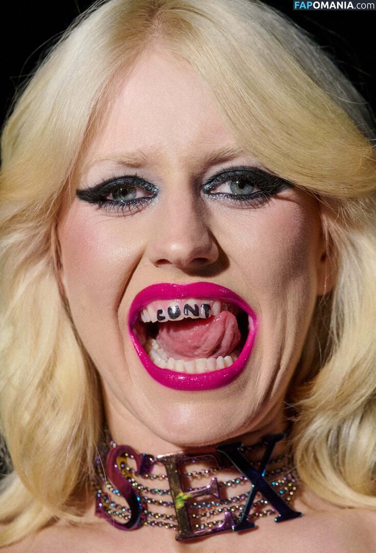 Amy Taylor / Amyl And The Sniffers / amytaylor / caltexcowgirll Naken OnlyFans  Läckta Foto #11