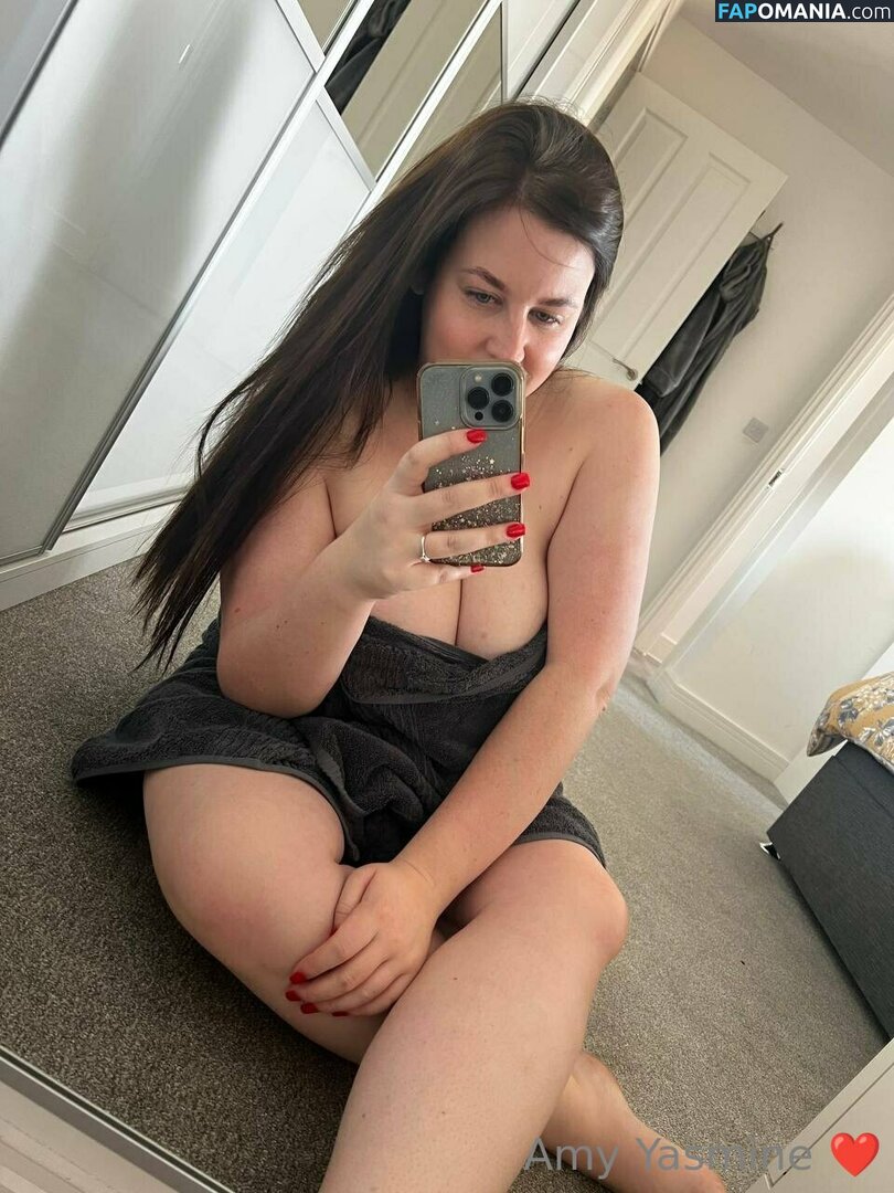 amy-yasmine / amyyasmine_ Naken OnlyFans  Läckta Foto #9