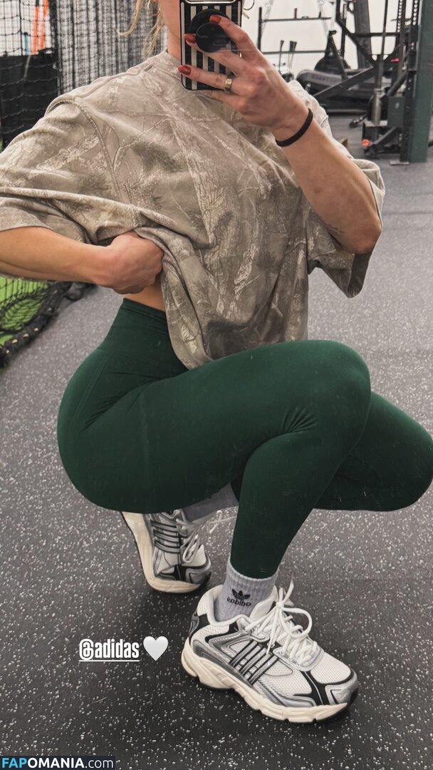 Ana Bruni / anabruni.softball / thesoftballchic Naken OnlyFans  Läckta Foto #4