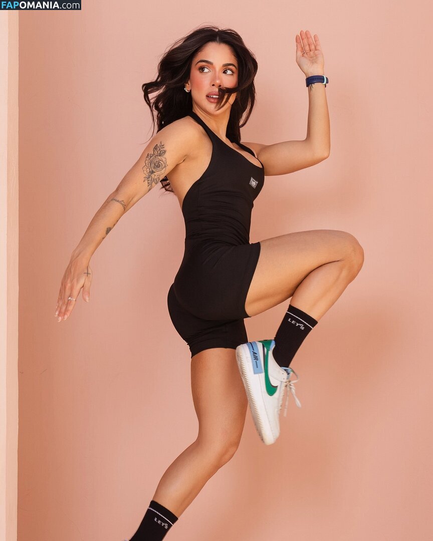 Ana Carolina Studart / carolstudartg Naken OnlyFans  Läckta Foto #4