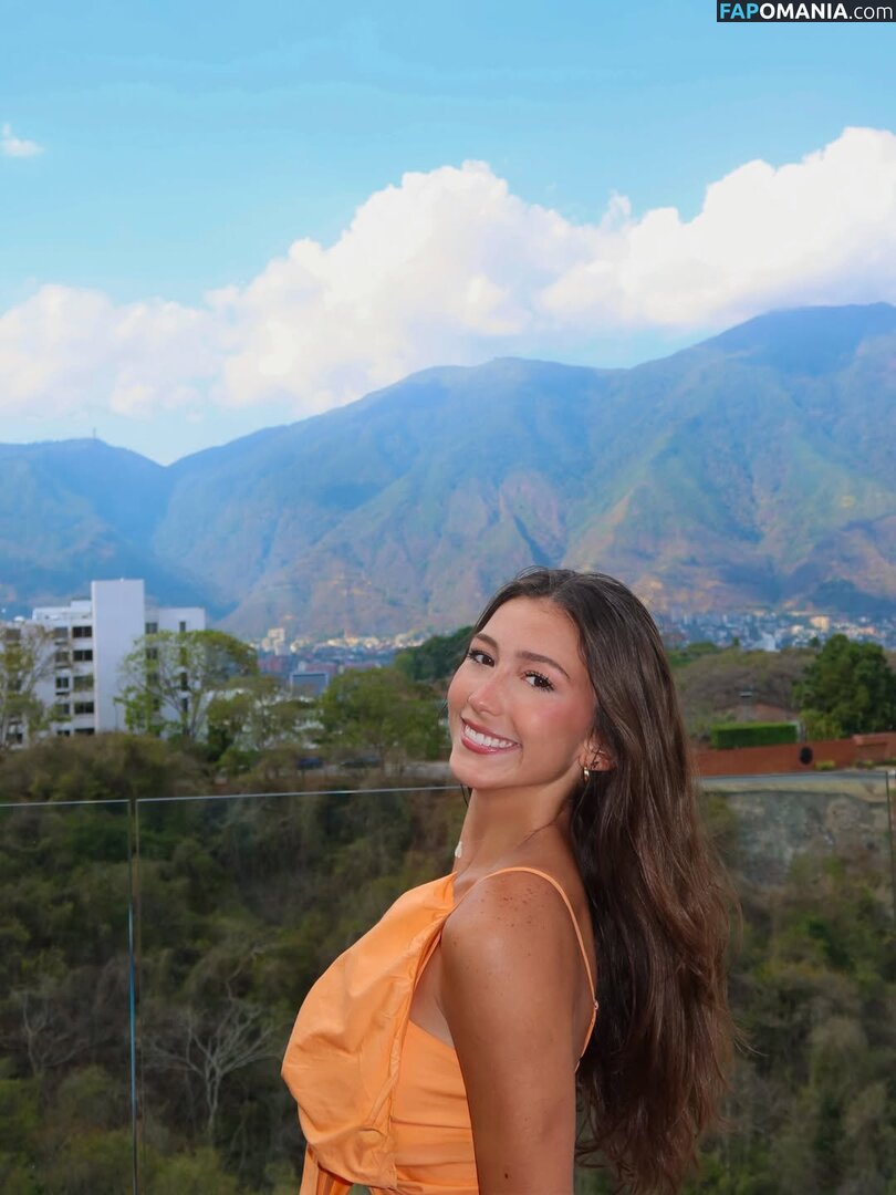 Ana Pacella / Anabarbara1108 / anachuii Naken OnlyFans  Läckta Foto #4