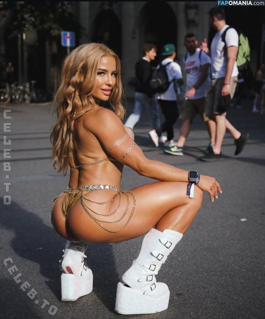 andreaschaerer Naken OnlyFans  Läckta Foto #6