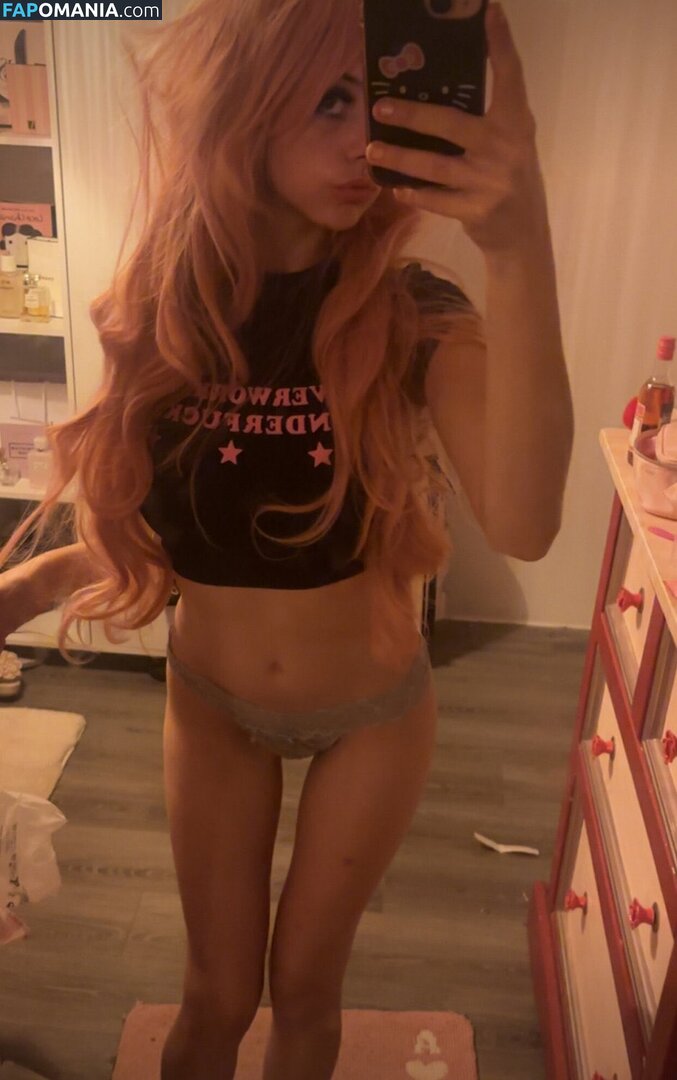 ang3lcqkes / https: Naken OnlyFans  Läckta Foto #3