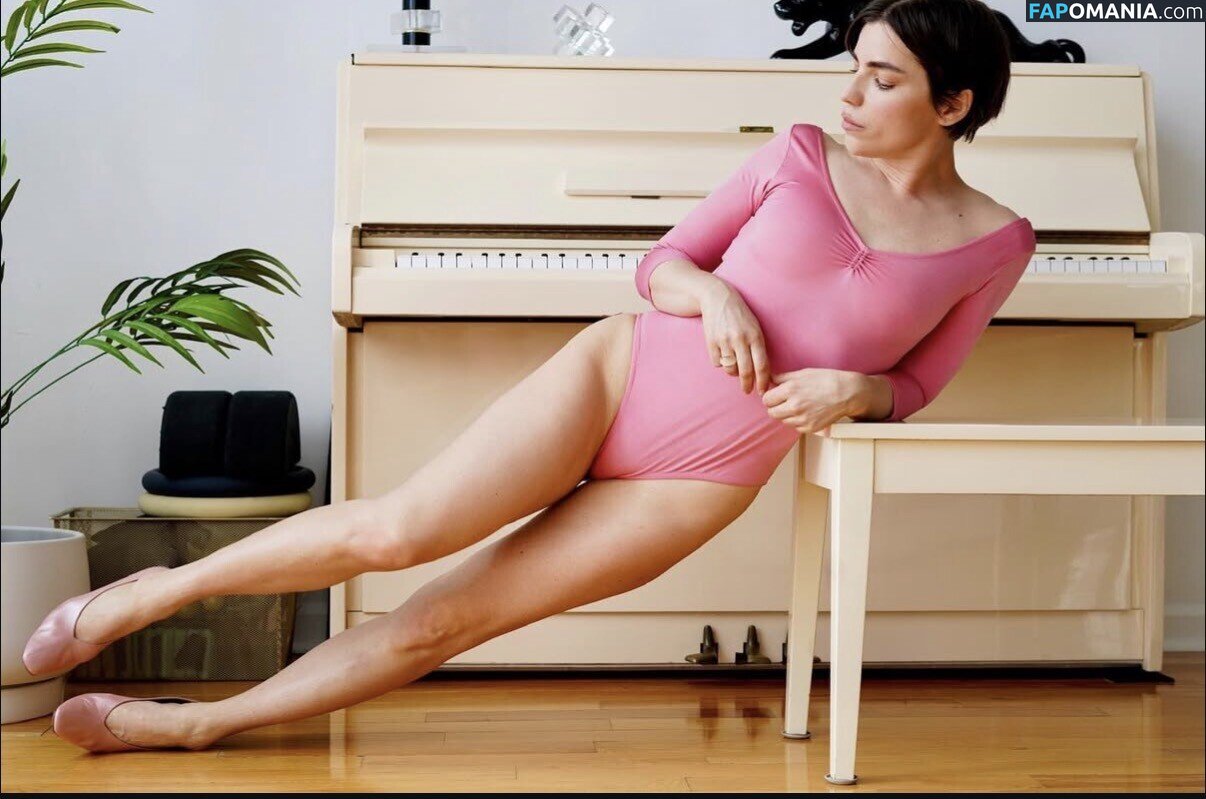 Angela Trimbur / angelatrimbur / angelatrimburdance Naken OnlyFans  Läckta Foto #25