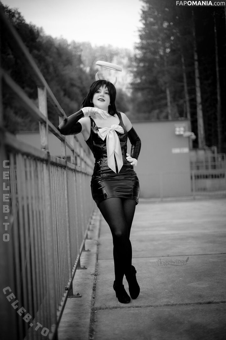 Angelwings_Cos Naken OnlyFans  Läckta Foto #9