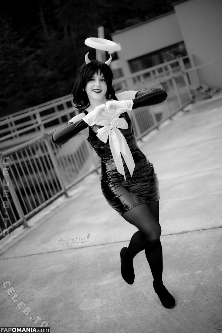 Angelwings_Cos Naken OnlyFans  Läckta Foto #11