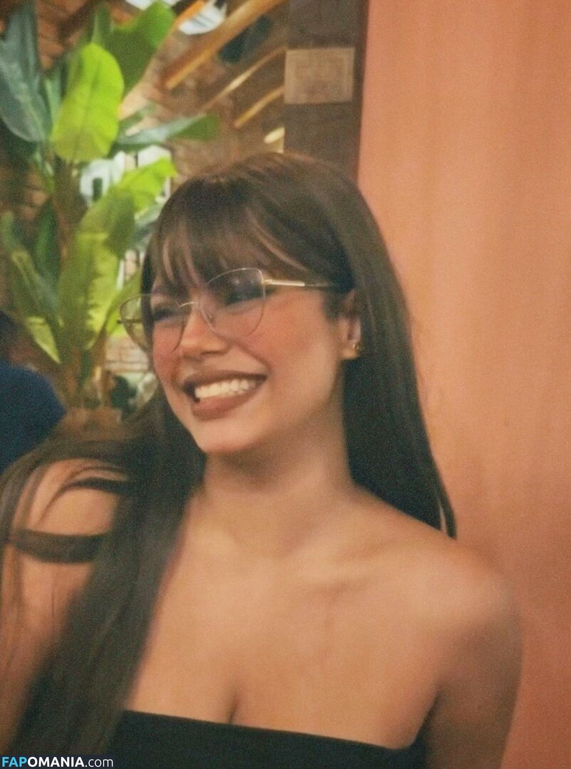 Angiela Zapata Leal / talktomellea Naken OnlyFans  Läckta Foto #7