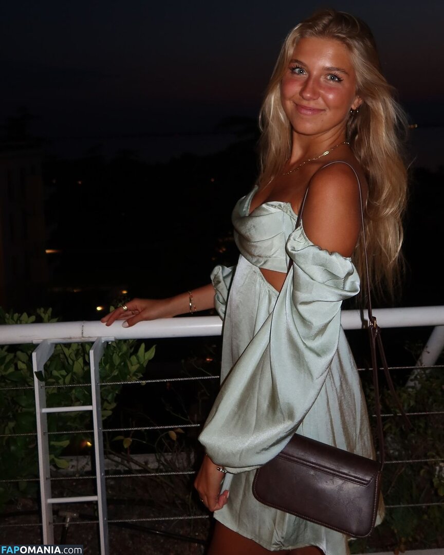 Aniela Leon / anielaleon Naken OnlyFans  Läckta Foto #14