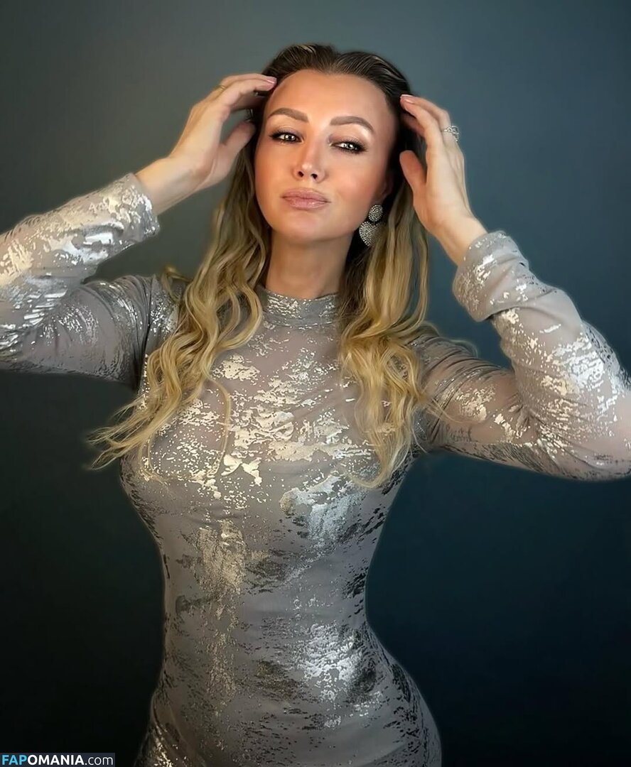 Anna Policarpova / aniuta_777 Naken OnlyFans  Läckta Foto #2