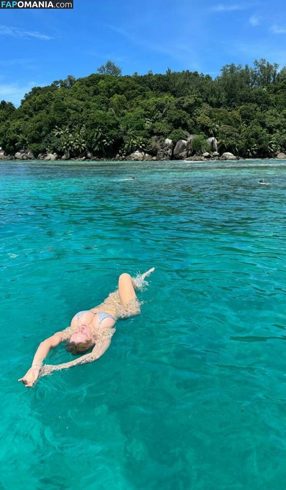 Anna Zubkova / mademoiselle.anna Naken OnlyFans  Läckta Foto #27