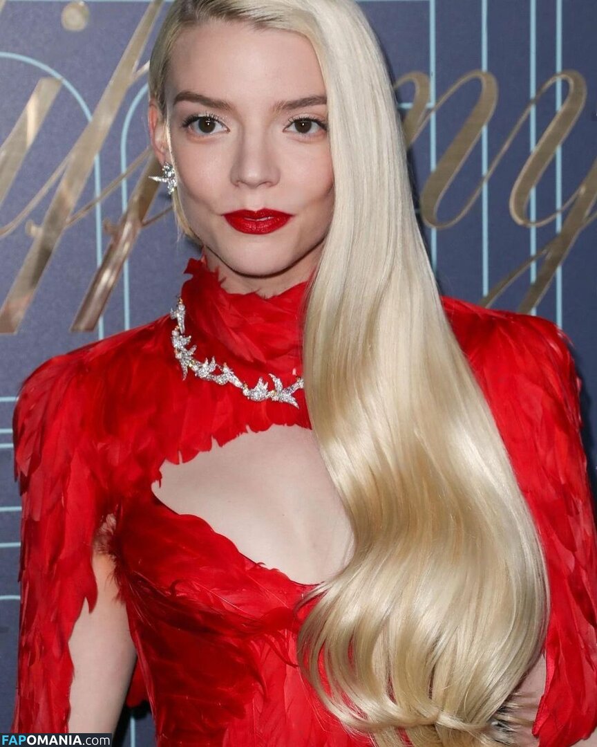 Anya Taylor-Joy / anyataylorjoy / taylorjoyvip Naken OnlyFans  Läckta Foto #134