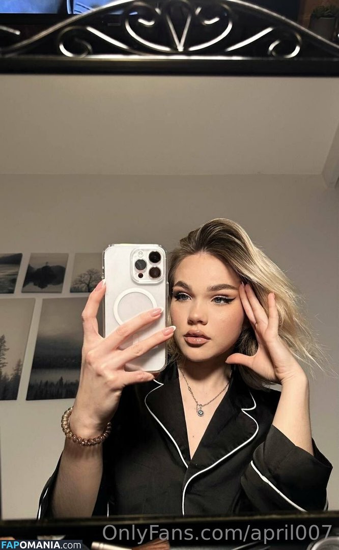 april007 Naken OnlyFans  Läckta Foto #15