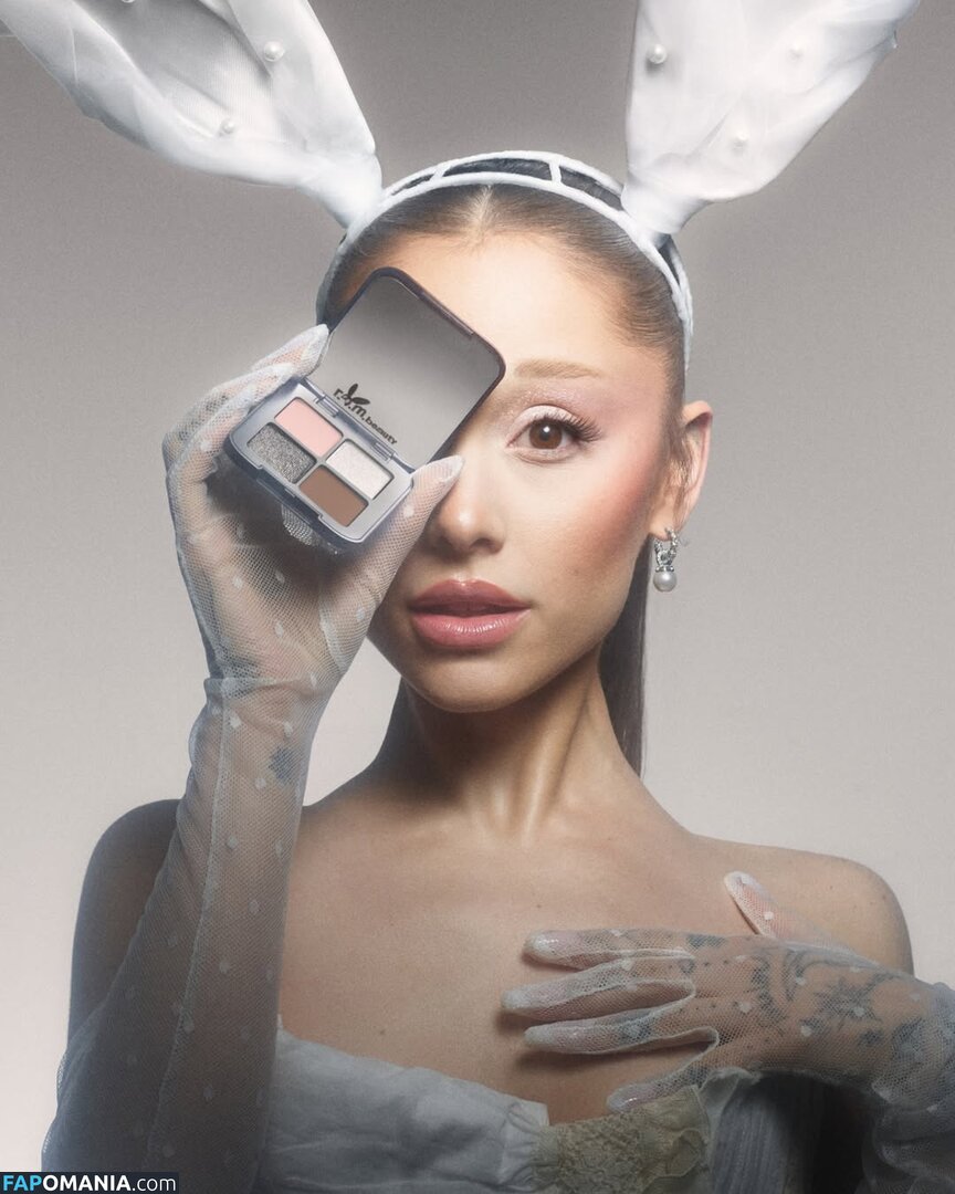 Ariana Grande / arianagrande Naken OnlyFans  Läckta Foto #6