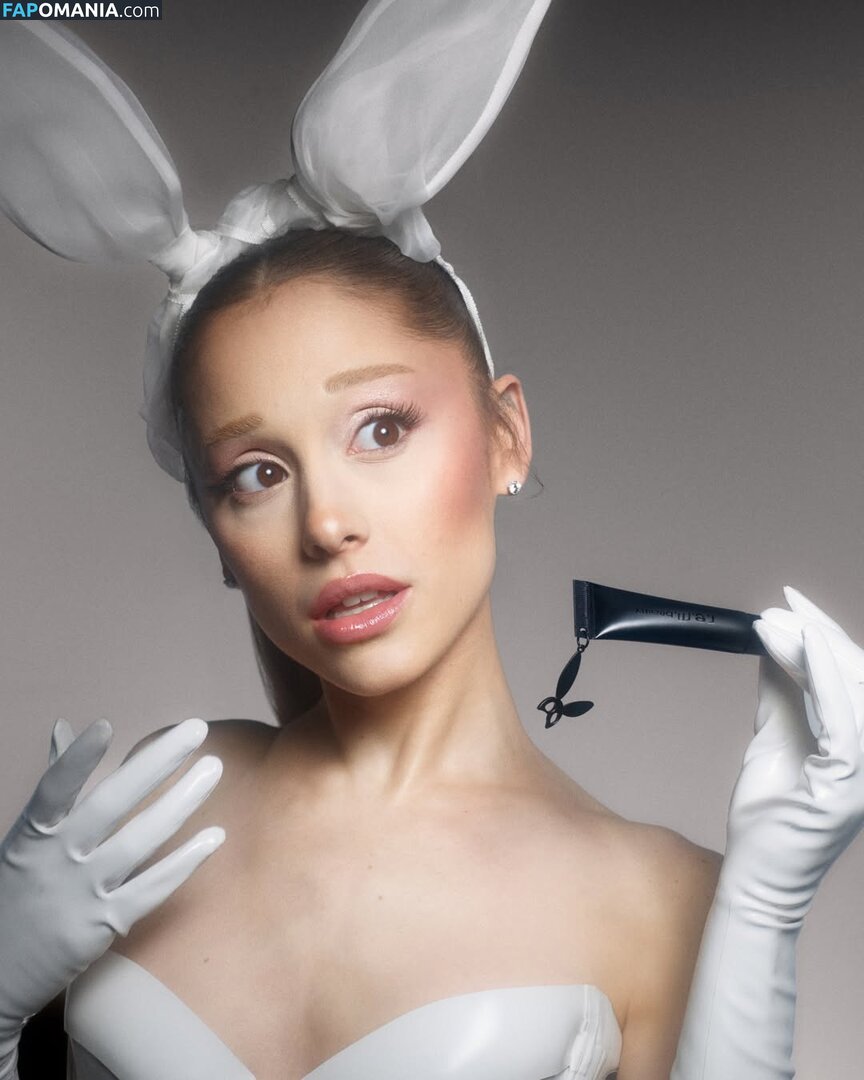 Ariana Grande / arianagrande Naken OnlyFans  Läckta Foto #7
