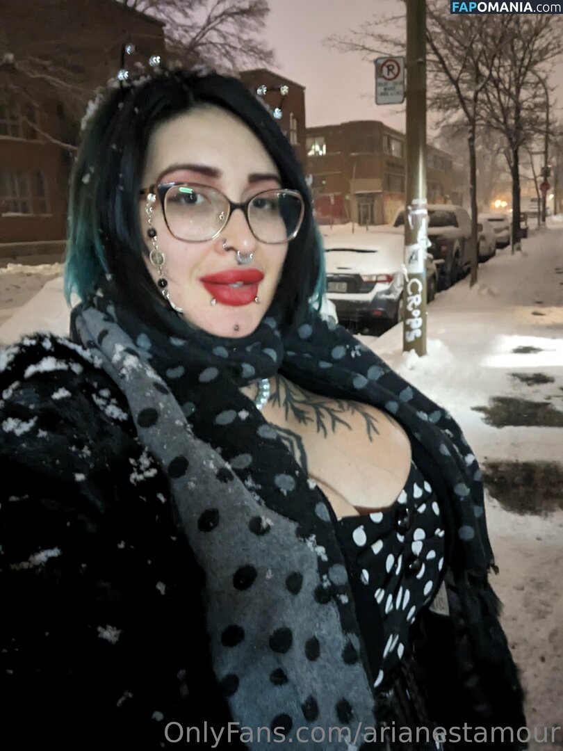 Ariane Saint Amour / ariane_st.amour / arianestamour Naken OnlyFans  Läckta Foto #6
