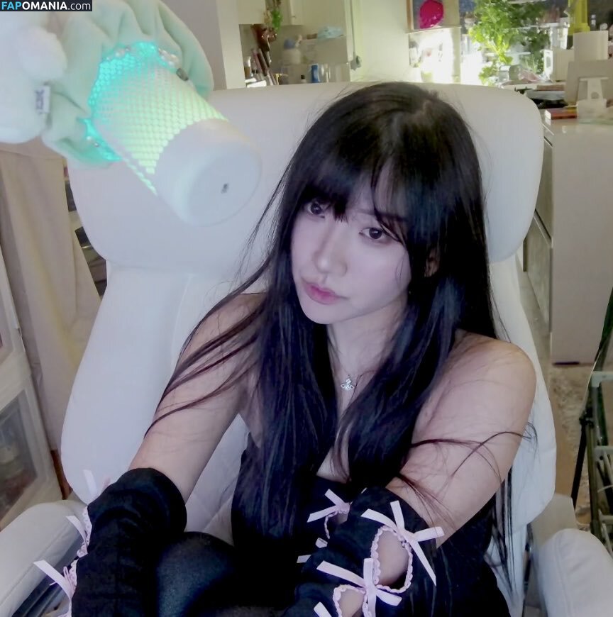 AriaSaki / annoyingaria Naken OnlyFans  Läckta Foto #954