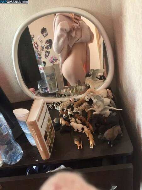 Ahrinyan / Arina Berdnikova / nyasharisha Naken OnlyFans  Läckta Foto #228