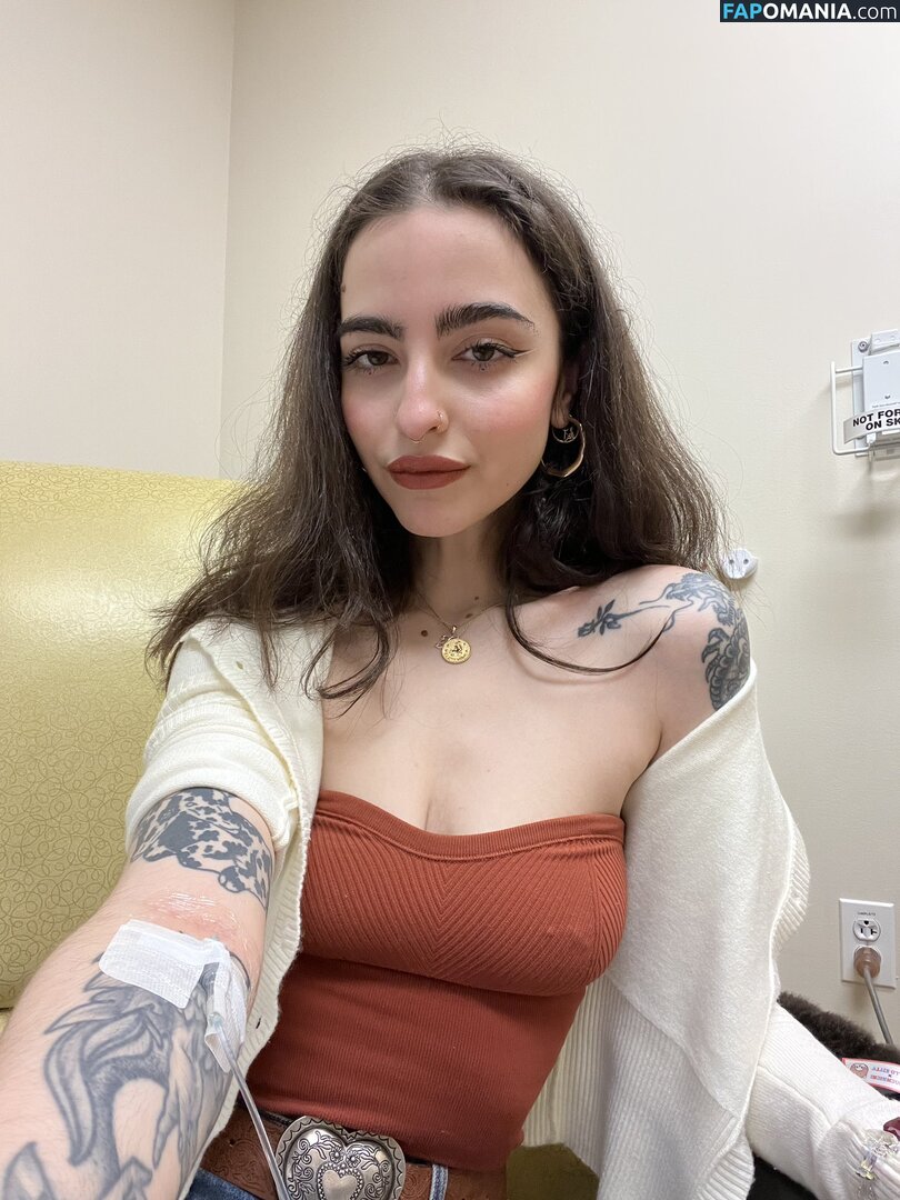 artbitch666 / huhlaynuh Naken OnlyFans  Läckta Foto #61