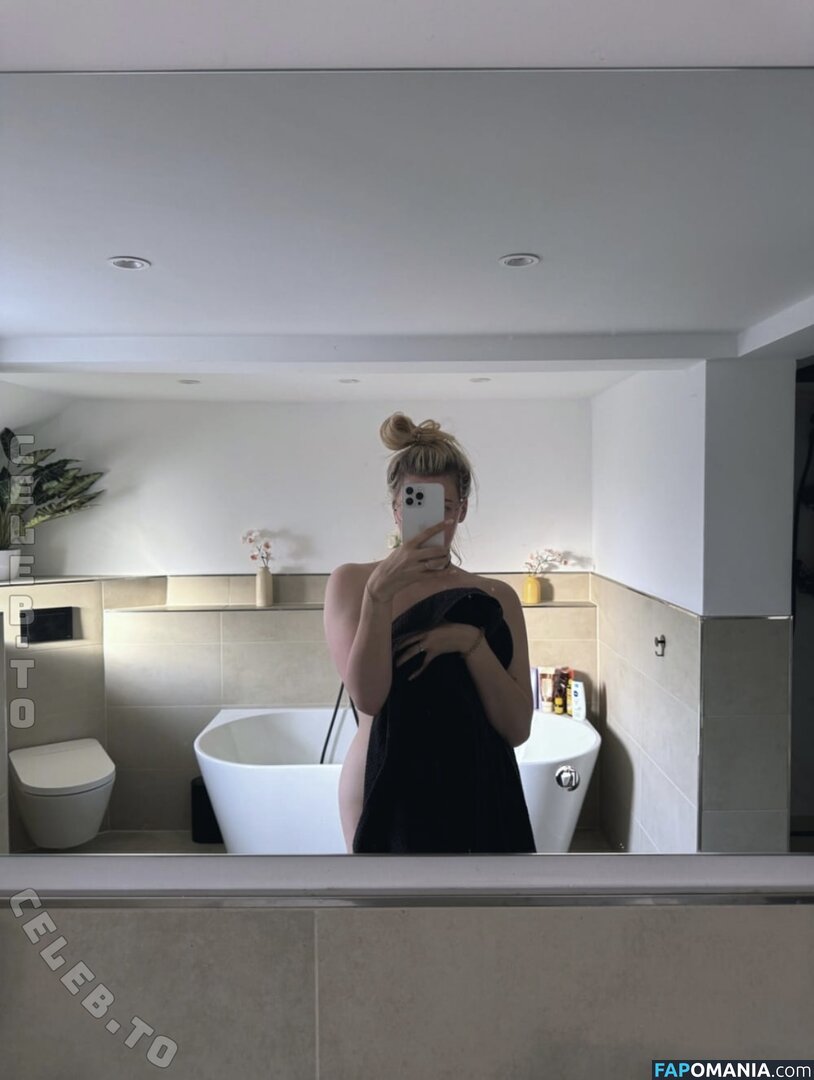 ASMR Janina / ASMRJaninaa / asmrjanina / https: Naken OnlyFans  Läckta Foto #31