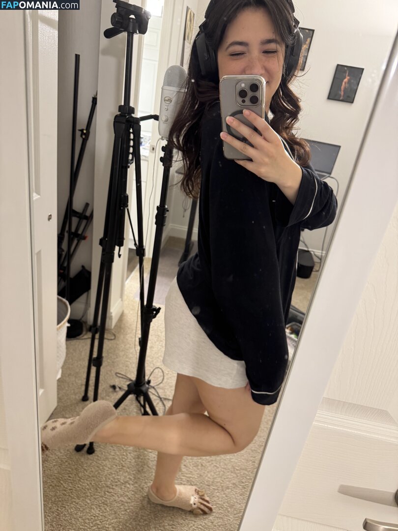 ASMR Viella / asmrvillafam / u150858621 Naken OnlyFans  Läckta Foto #1