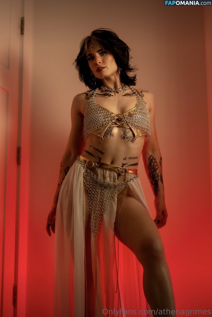 Athena Grimes / athena.cos / pinkemilki Naken OnlyFans  Läckta Foto #2
