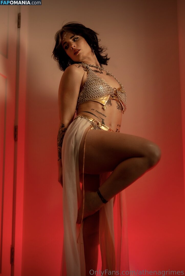 Athena Grimes / athena.cos / pinkemilki Naken OnlyFans  Läckta Foto #4