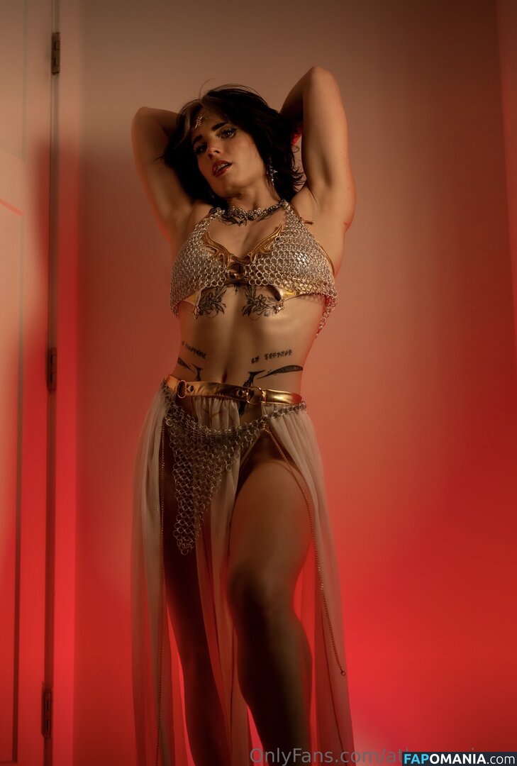 Athena Grimes / athena.cos / pinkemilki Naken OnlyFans  Läckta Foto #16