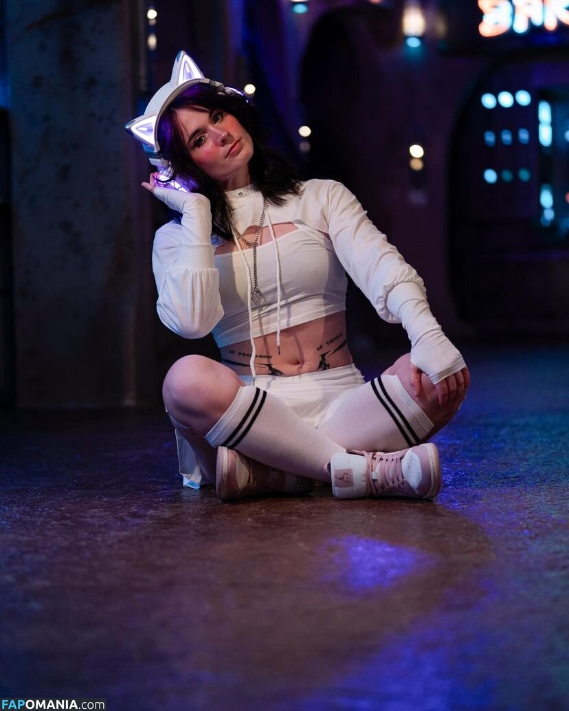 Athena Grimes / athena.cos / pinkemilki Naken OnlyFans  Läckta Foto #43