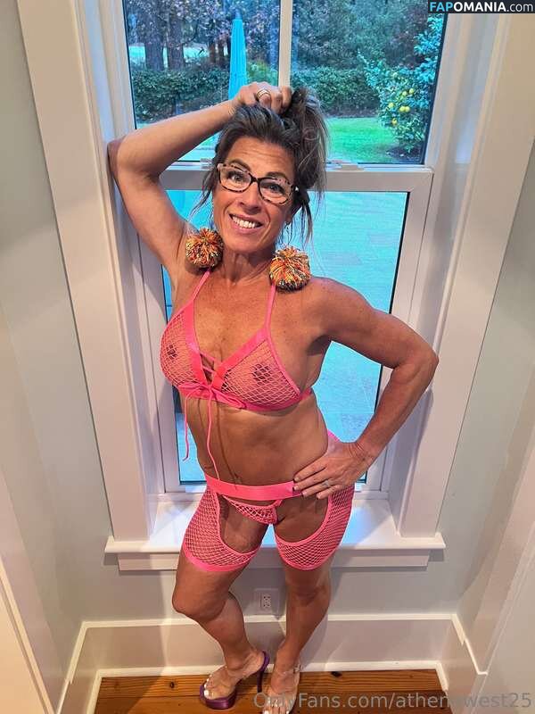 AthenaWest / athenawest25 / https: Naken OnlyFans  Läckta Foto #10