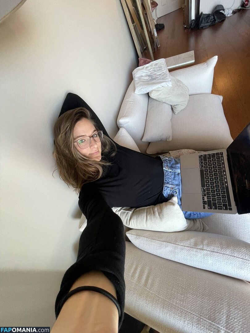 Audrey Vinn Naken OnlyFans  Läckta Foto #6