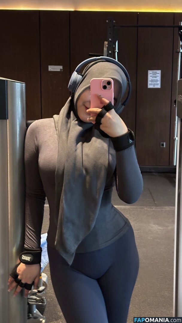 Aureliakh Naken OnlyFans  Läckta Foto #2